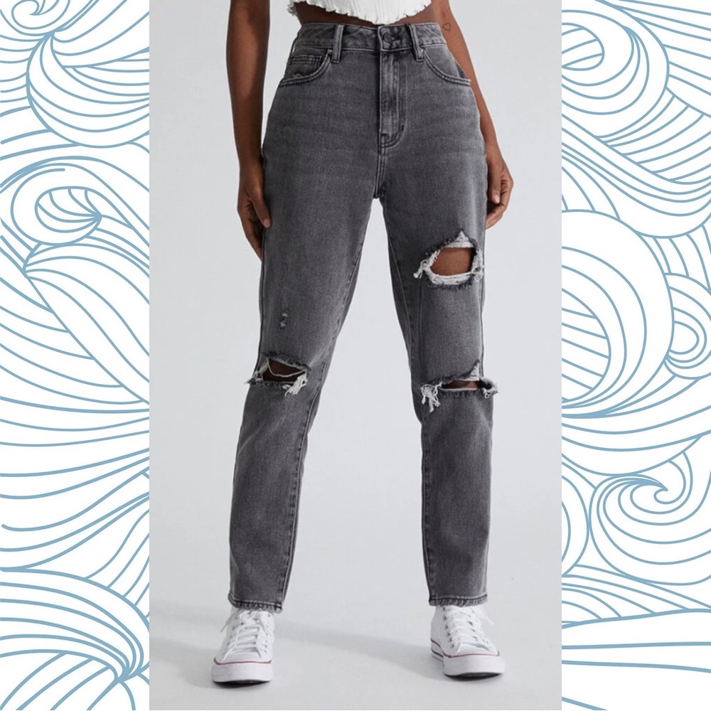 PacSun faded black ripped mom jeans size 26 NWT
